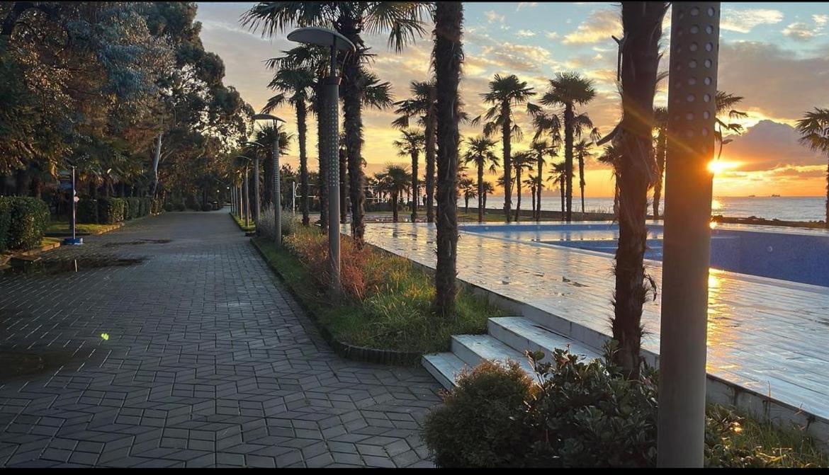 Cемейный Номер С Балконом На 4 Чел Dreamland Oasis Chakvi Kültér fotó